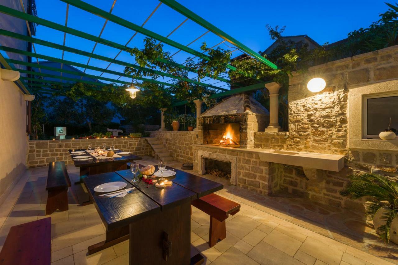 Apartments Villa Vallum Μπολ Εξωτερικό φωτογραφία