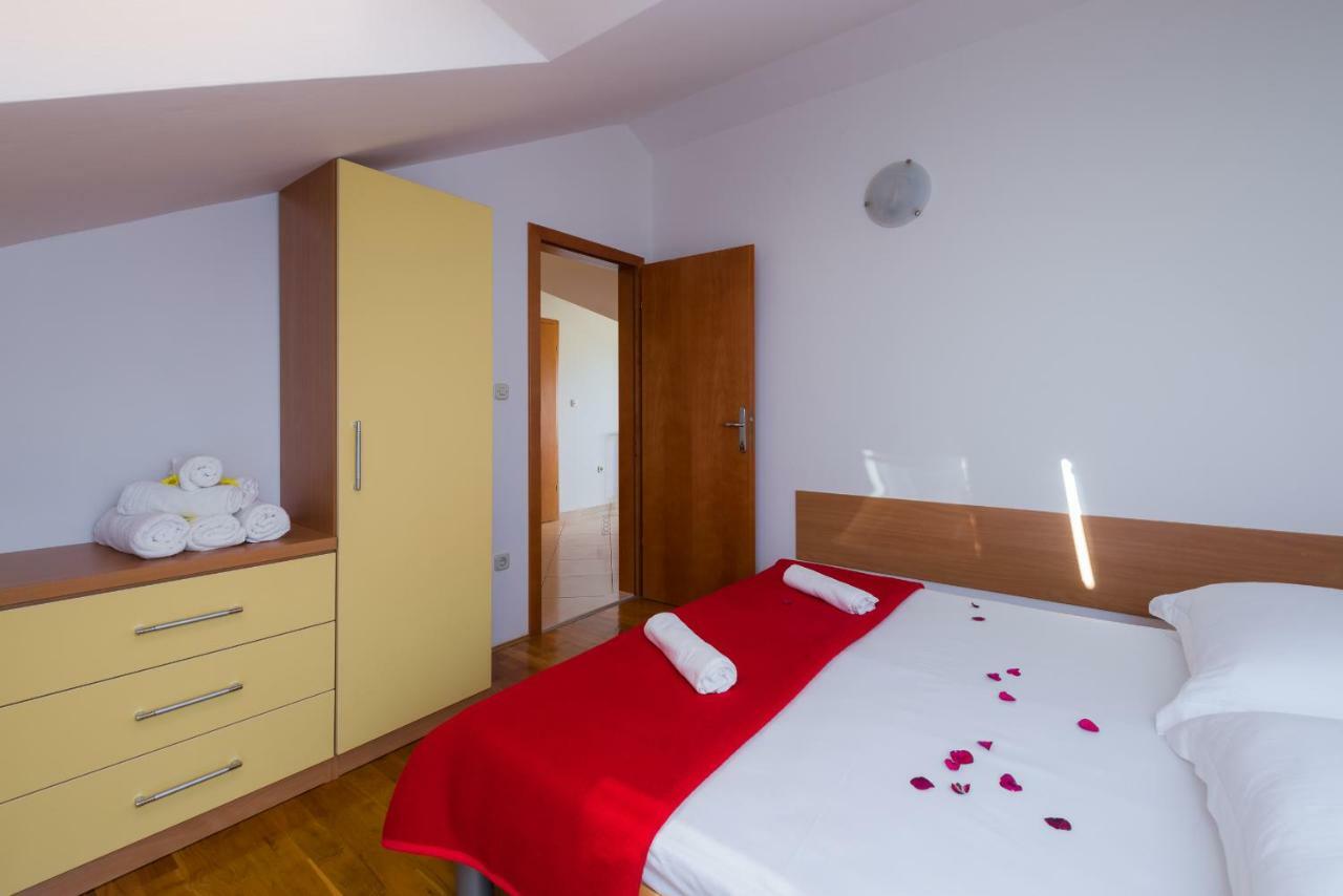 Apartments Villa Vallum Μπολ Εξωτερικό φωτογραφία