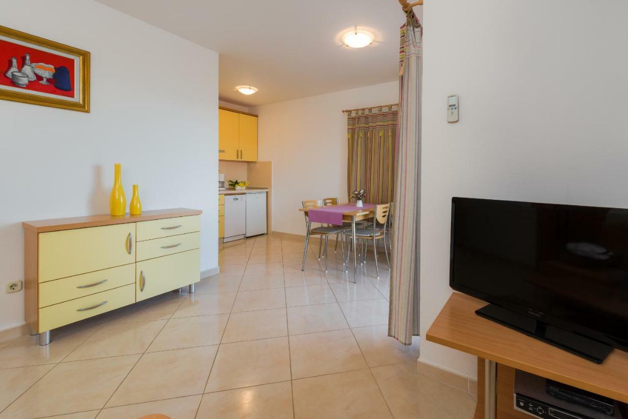 Apartments Villa Vallum Μπολ Εξωτερικό φωτογραφία