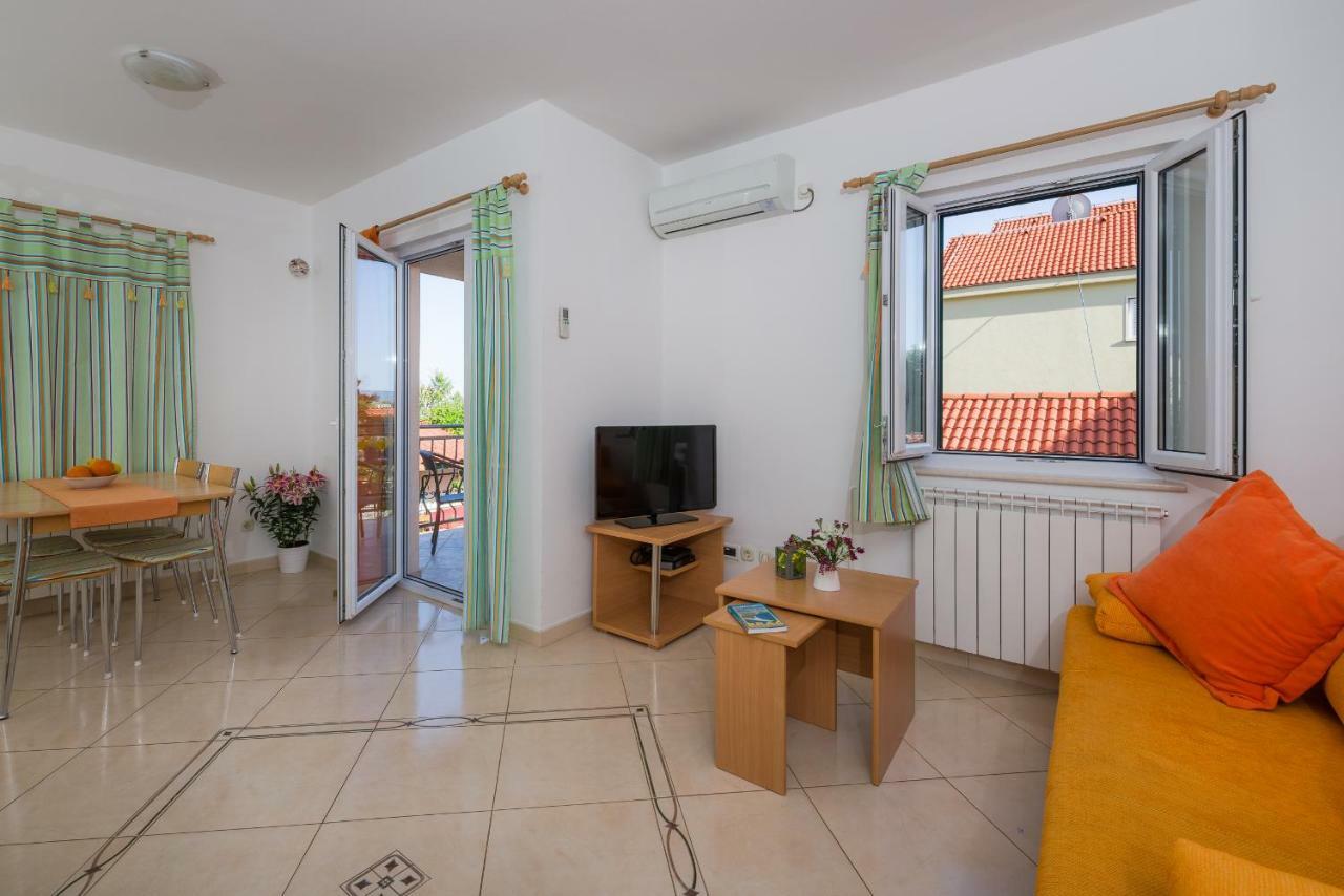 Apartments Villa Vallum Μπολ Εξωτερικό φωτογραφία